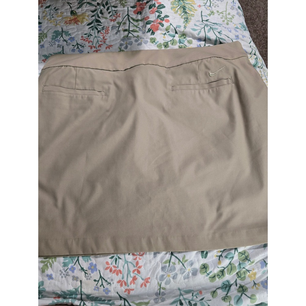 Nike Golf Dri-FIT Skort Tan Khaki Athletic Skort Women Size 14 Side Zip Pockets - Picture 2 of 3